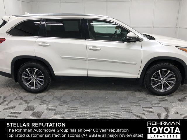 used 2019 Toyota Highlander car, priced at $25,996