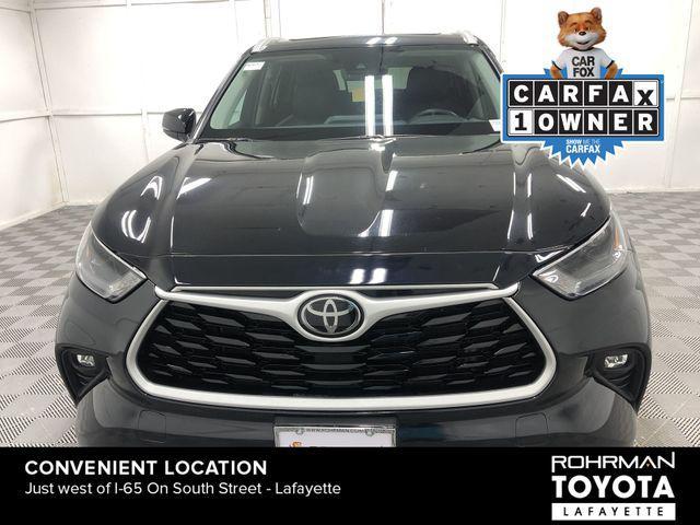 used 2022 Toyota Highlander car, priced at $33,650