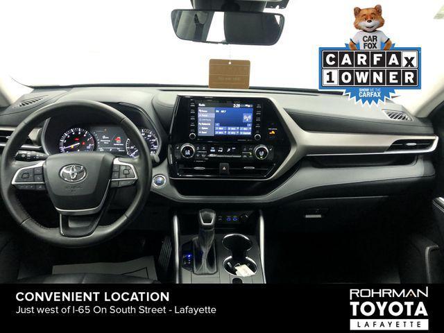 used 2022 Toyota Highlander car, priced at $33,650