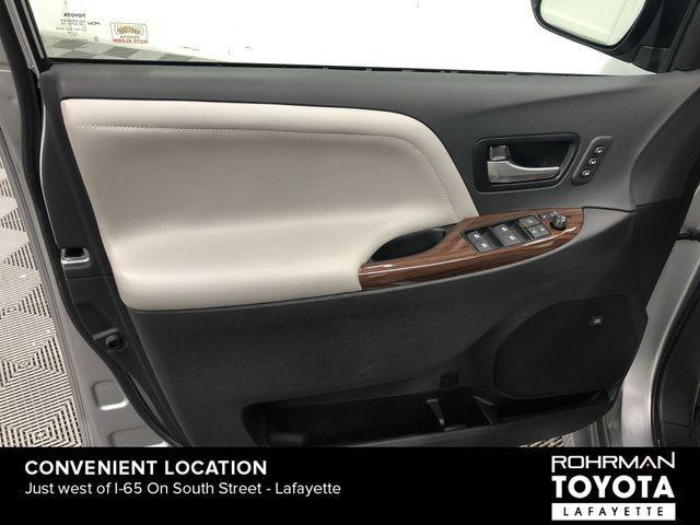 used 2018 Toyota Sienna car, priced at $31,368