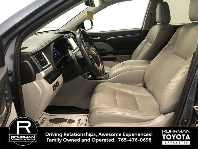 used 2019 Toyota Highlander car, priced at $27,281