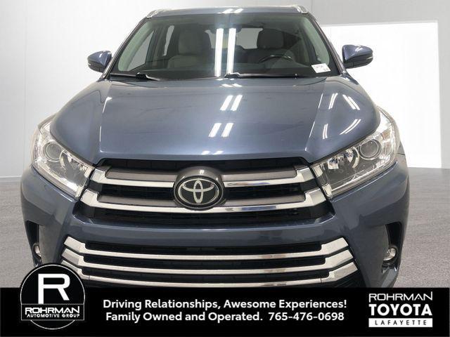 used 2019 Toyota Highlander car, priced at $27,281