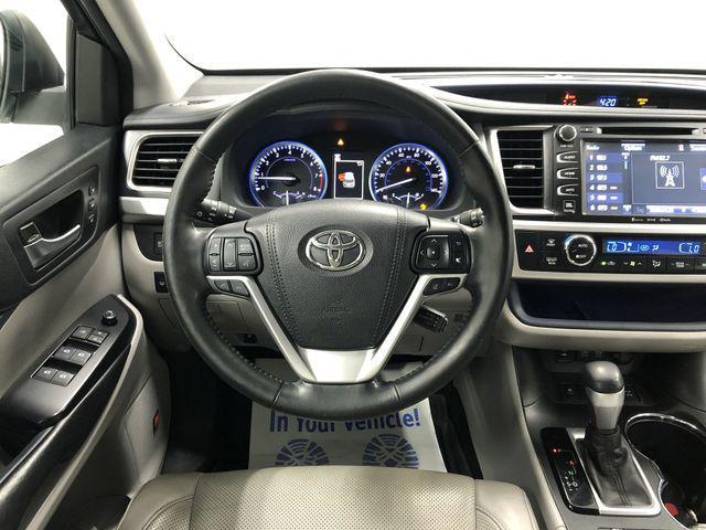 used 2018 Toyota Highlander car, priced at $22,389