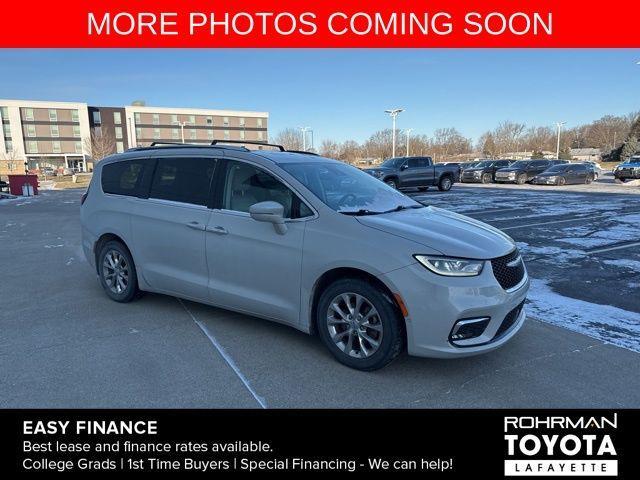 used 2021 Chrysler Pacifica car, priced at $15,705