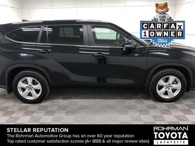 used 2023 Toyota Highlander Hybrid car, priced at $33,868