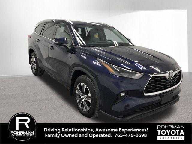 used 2022 Toyota Highlander car, priced at $35,341