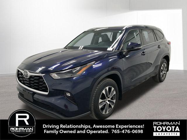used 2022 Toyota Highlander car, priced at $35,341
