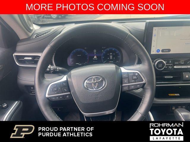 used 2023 Toyota Highlander car, priced at $49,922