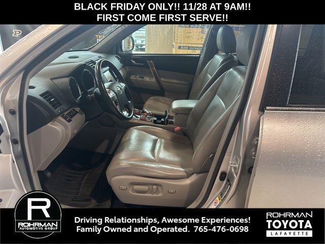 used 2012 Toyota Highlander Hybrid car, priced at $6,999