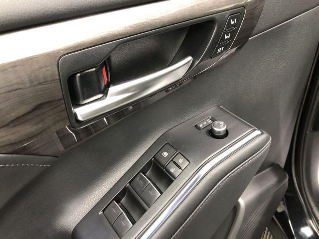 used 2023 Toyota Highlander car, priced at $42,897