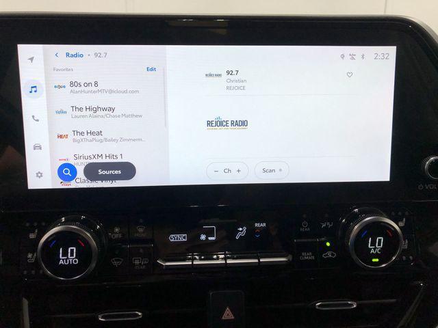 used 2023 Toyota Highlander car, priced at $42,897