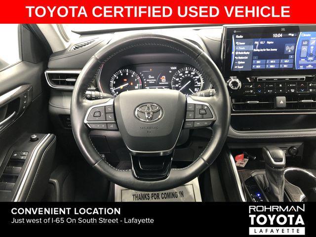 used 2021 Toyota Highlander car, priced at $39,567