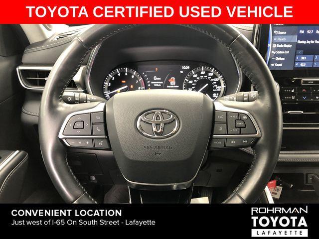 used 2021 Toyota Highlander car, priced at $39,567