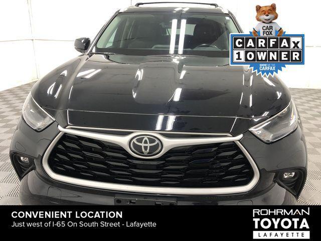 used 2022 Toyota Highlander car, priced at $37,640