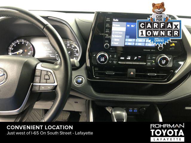 used 2022 Toyota Highlander car, priced at $37,640