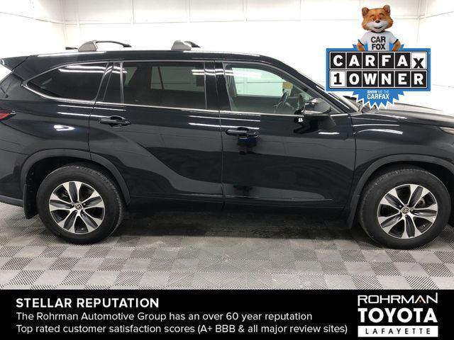 used 2022 Toyota Highlander car, priced at $37,640