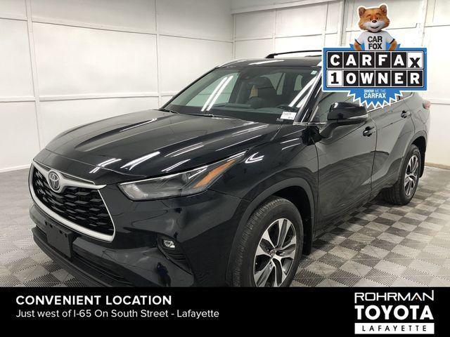 used 2022 Toyota Highlander car, priced at $37,640