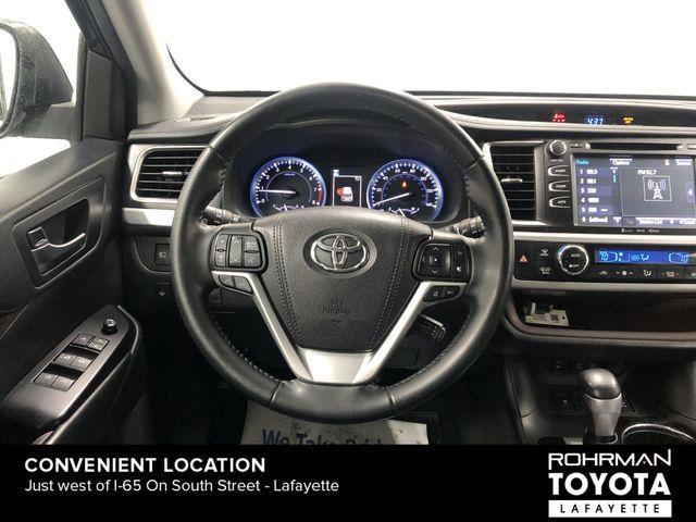 used 2019 Toyota Highlander car, priced at $23,282