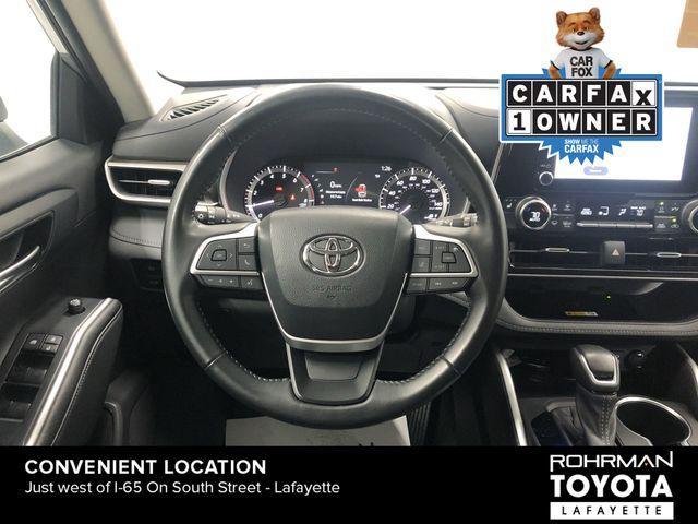 used 2023 Toyota Highlander car, priced at $36,314