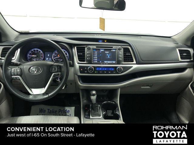 used 2016 Toyota Highlander car, priced at $19,163