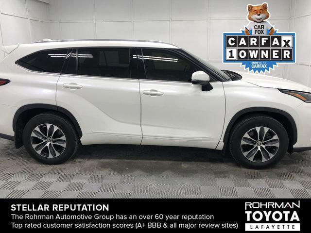 used 2021 Toyota Highlander car, priced at $33,747