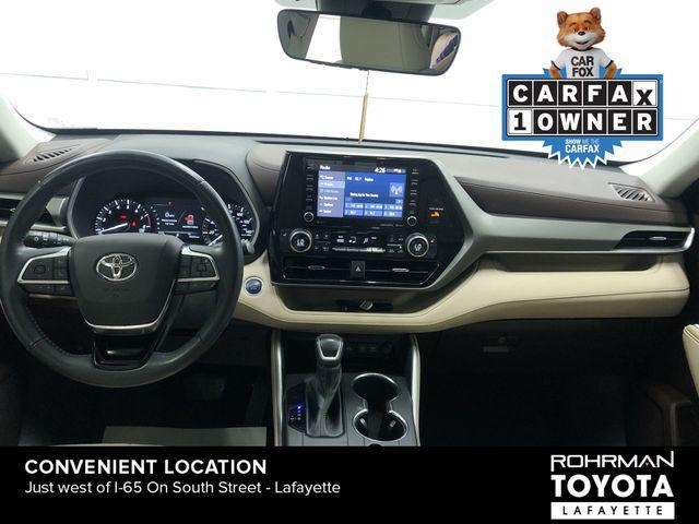used 2021 Toyota Highlander car, priced at $33,747
