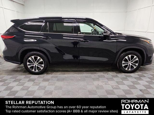 used 2020 Toyota Highlander car, priced at $30,809
