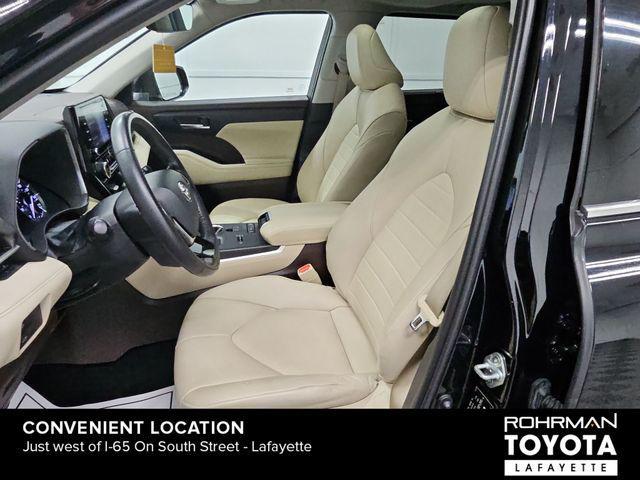 used 2020 Toyota Highlander car, priced at $30,809