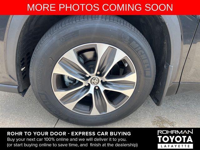 used 2020 Toyota Highlander car, priced at $31,937