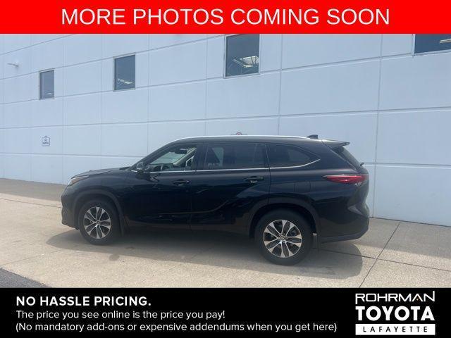 used 2020 Toyota Highlander car, priced at $31,937