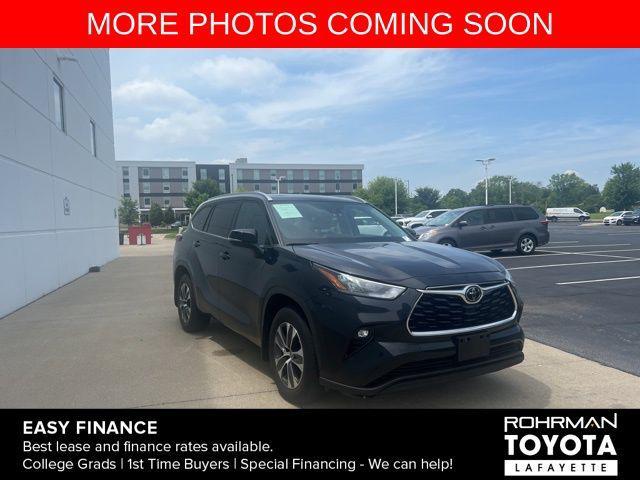 used 2020 Toyota Highlander car, priced at $31,937