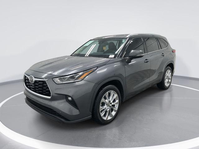 used 2023 Toyota Highlander car, priced at $39,558