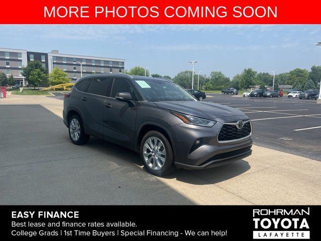 used 2023 Toyota Highlander car, priced at $42,581