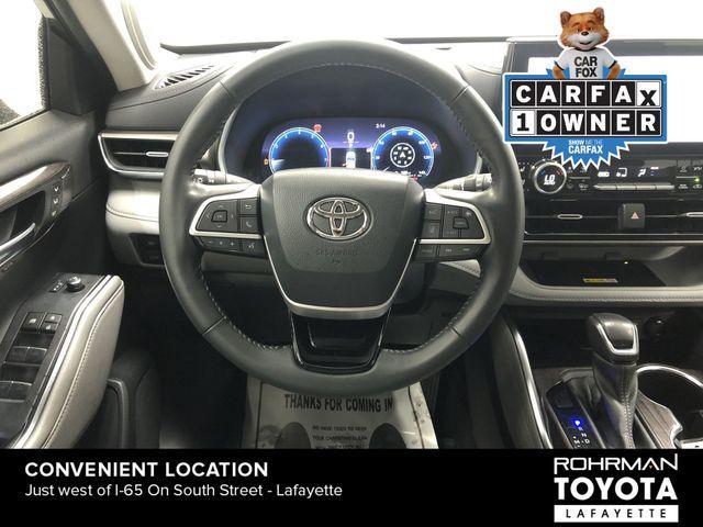 used 2023 Toyota Highlander car, priced at $39,104