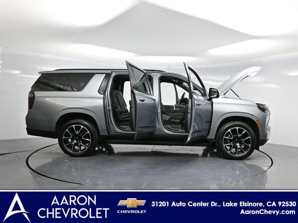 used 2025 Chevrolet Suburban car, priced at $67,000