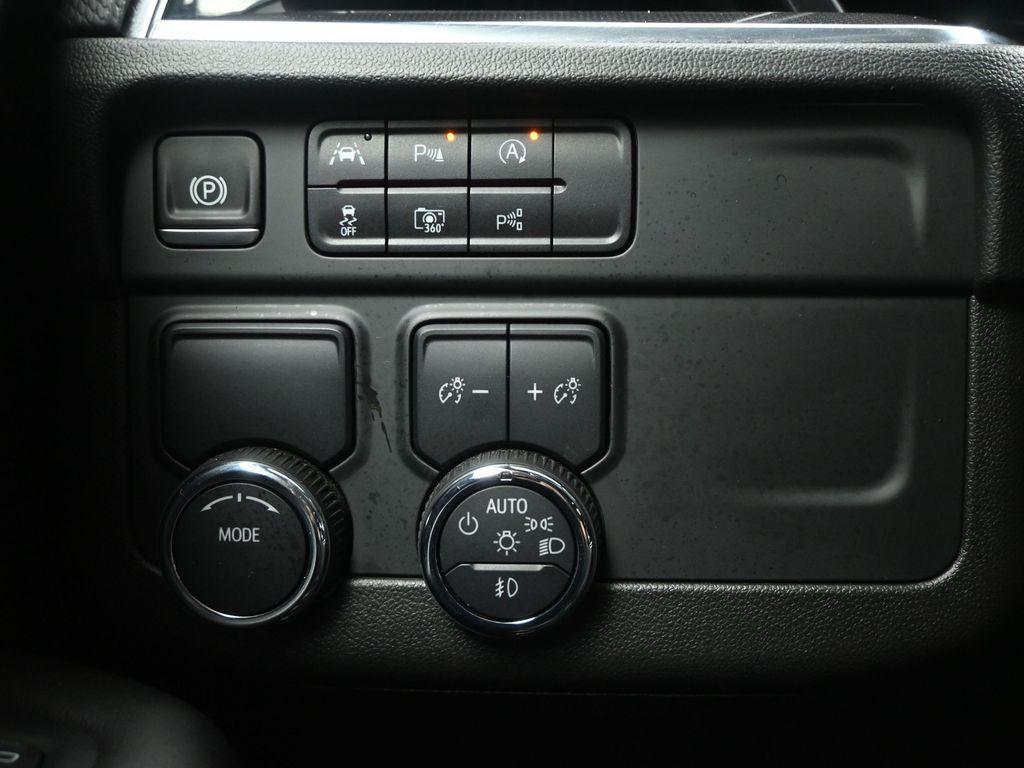 used 2025 Chevrolet Suburban car, priced at $67,000