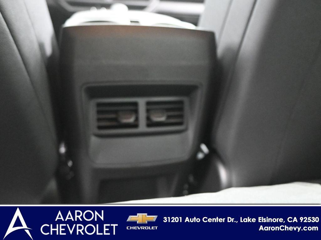 new 2025 Chevrolet Colorado car, priced at $46,400