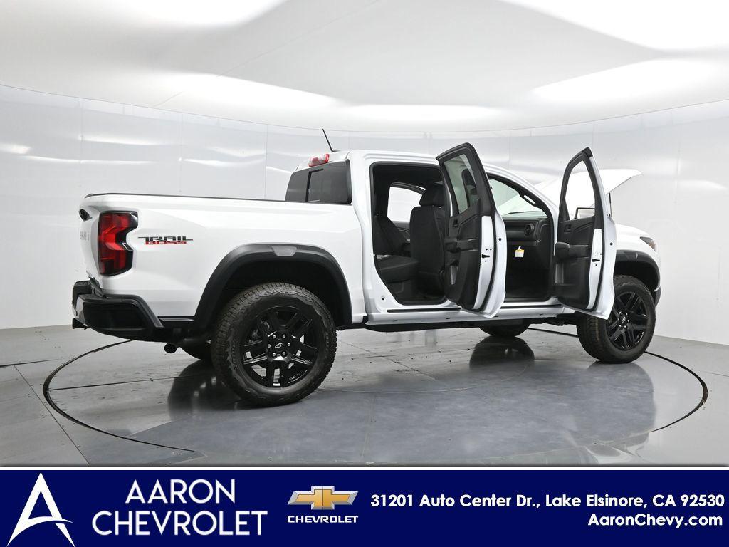 new 2025 Chevrolet Colorado car, priced at $46,400
