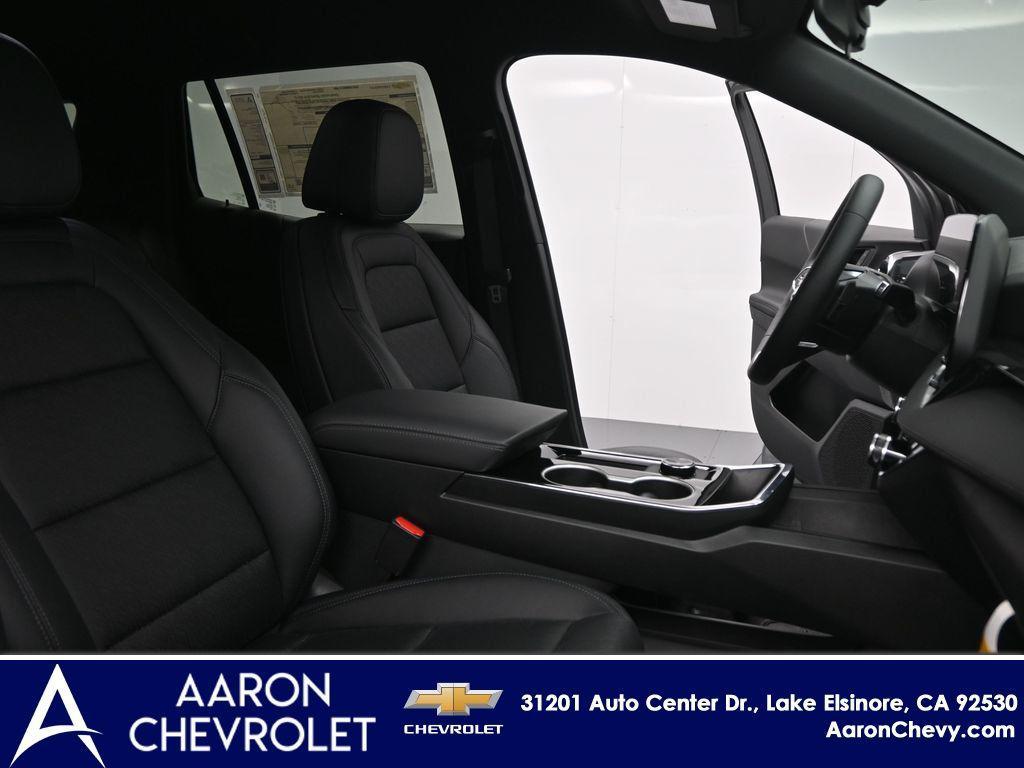 new 2026 Chevrolet Equinox car, priced at $35,139