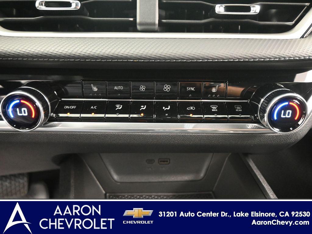 new 2026 Chevrolet Equinox car, priced at $35,139
