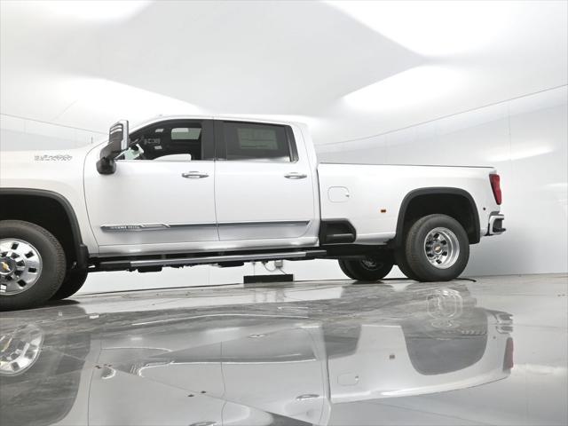 new 2024 Chevrolet Silverado 3500 car, priced at $87,640