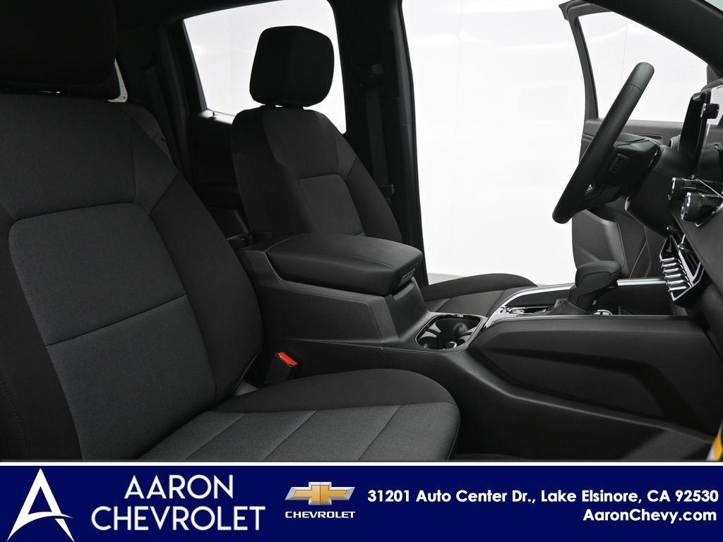 new 2025 Chevrolet Colorado car, priced at $35,040