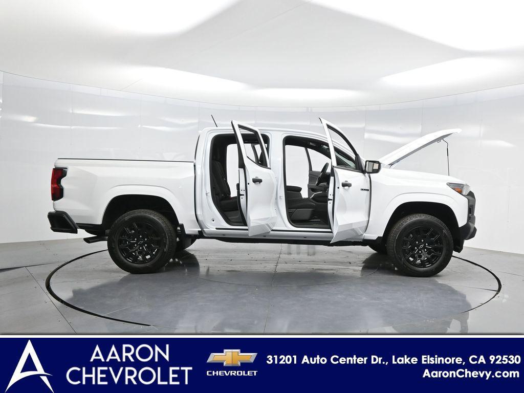 new 2025 Chevrolet Colorado car, priced at $35,040
