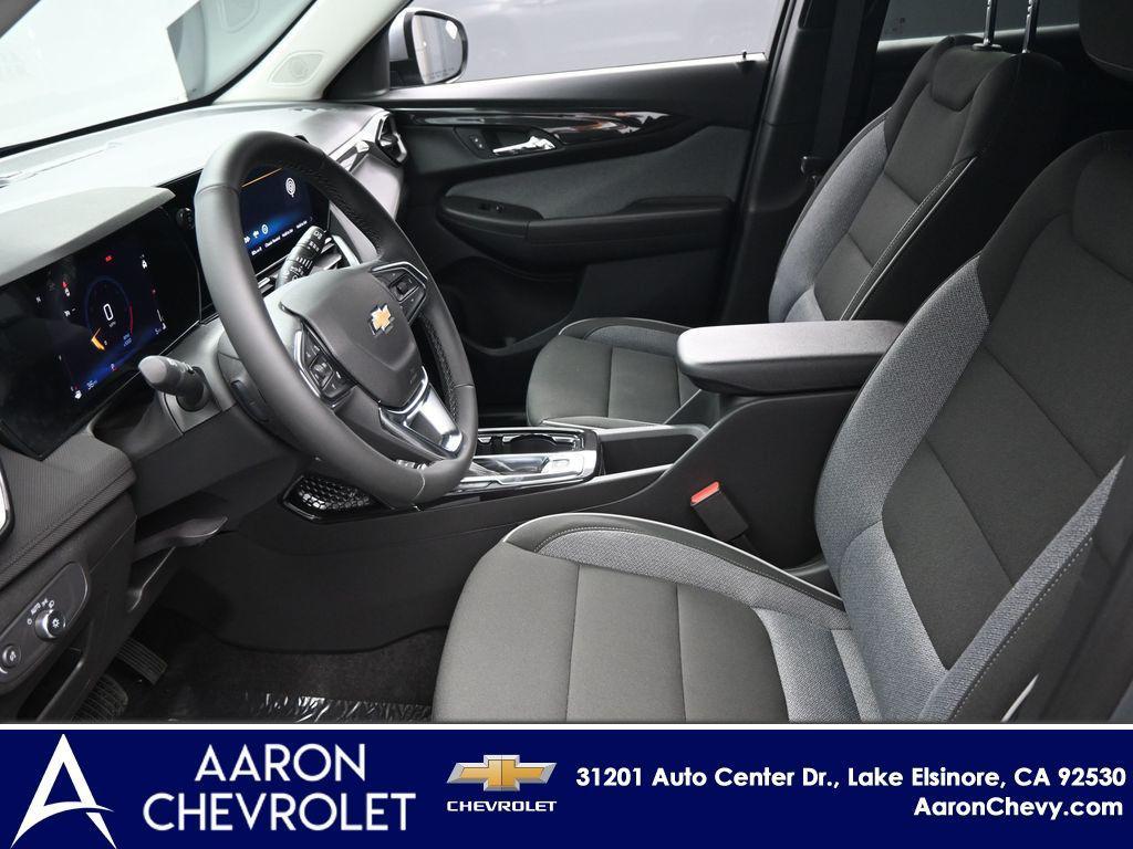new 2025 Chevrolet TrailBlazer car, priced at $29,080