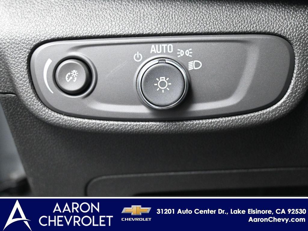 new 2025 Chevrolet TrailBlazer car, priced at $29,080