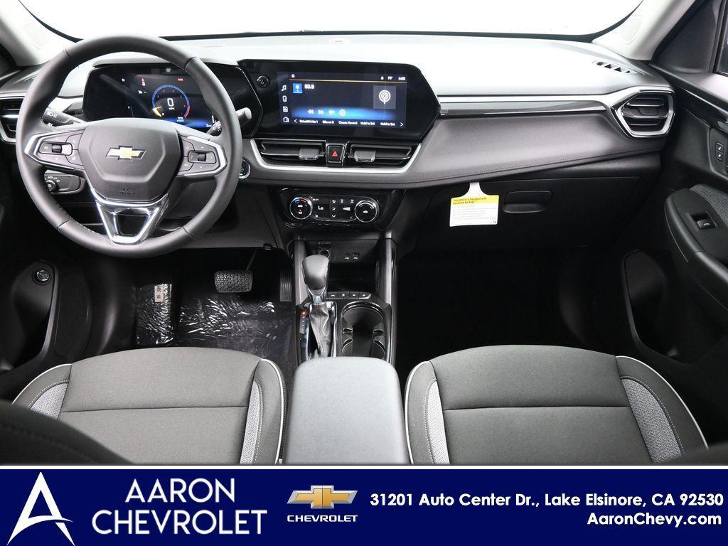 new 2025 Chevrolet TrailBlazer car, priced at $29,080