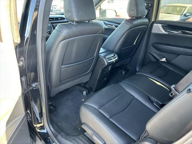 used 2023 Cadillac XT6 car, priced at $34,233