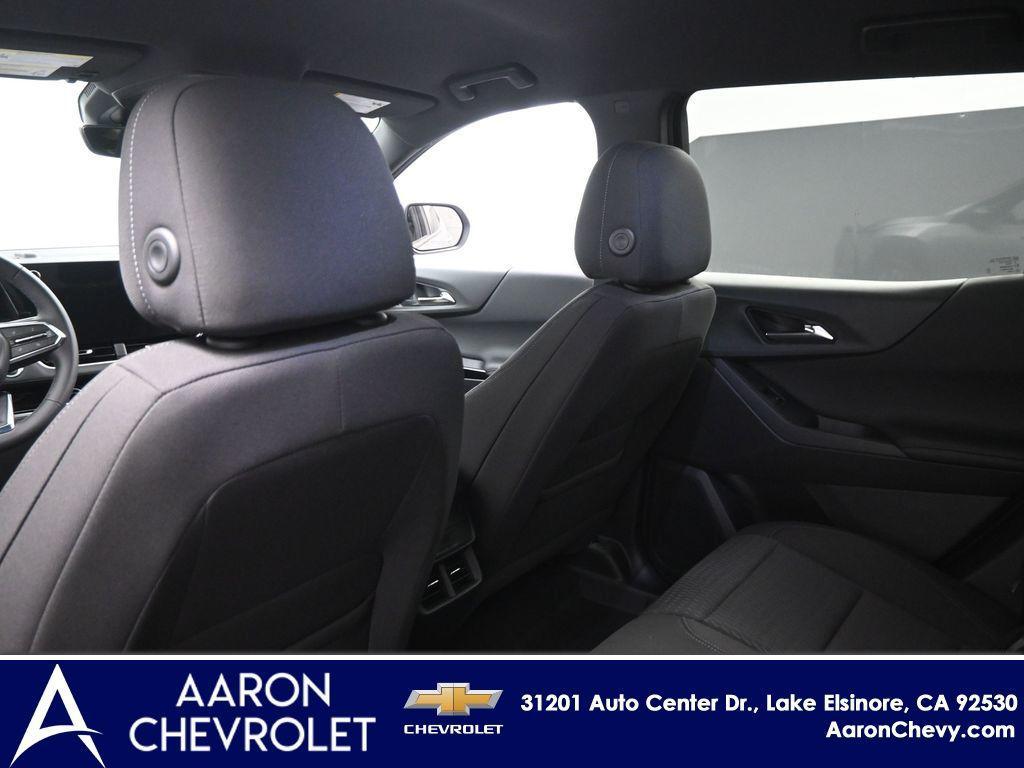 new 2026 Chevrolet Equinox car, priced at $31,185