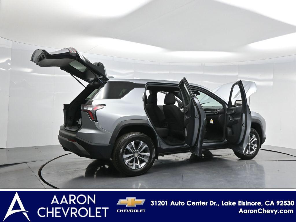 new 2026 Chevrolet Equinox car, priced at $31,185