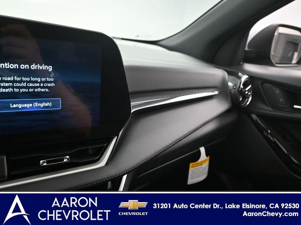 new 2026 Chevrolet Equinox car, priced at $31,185